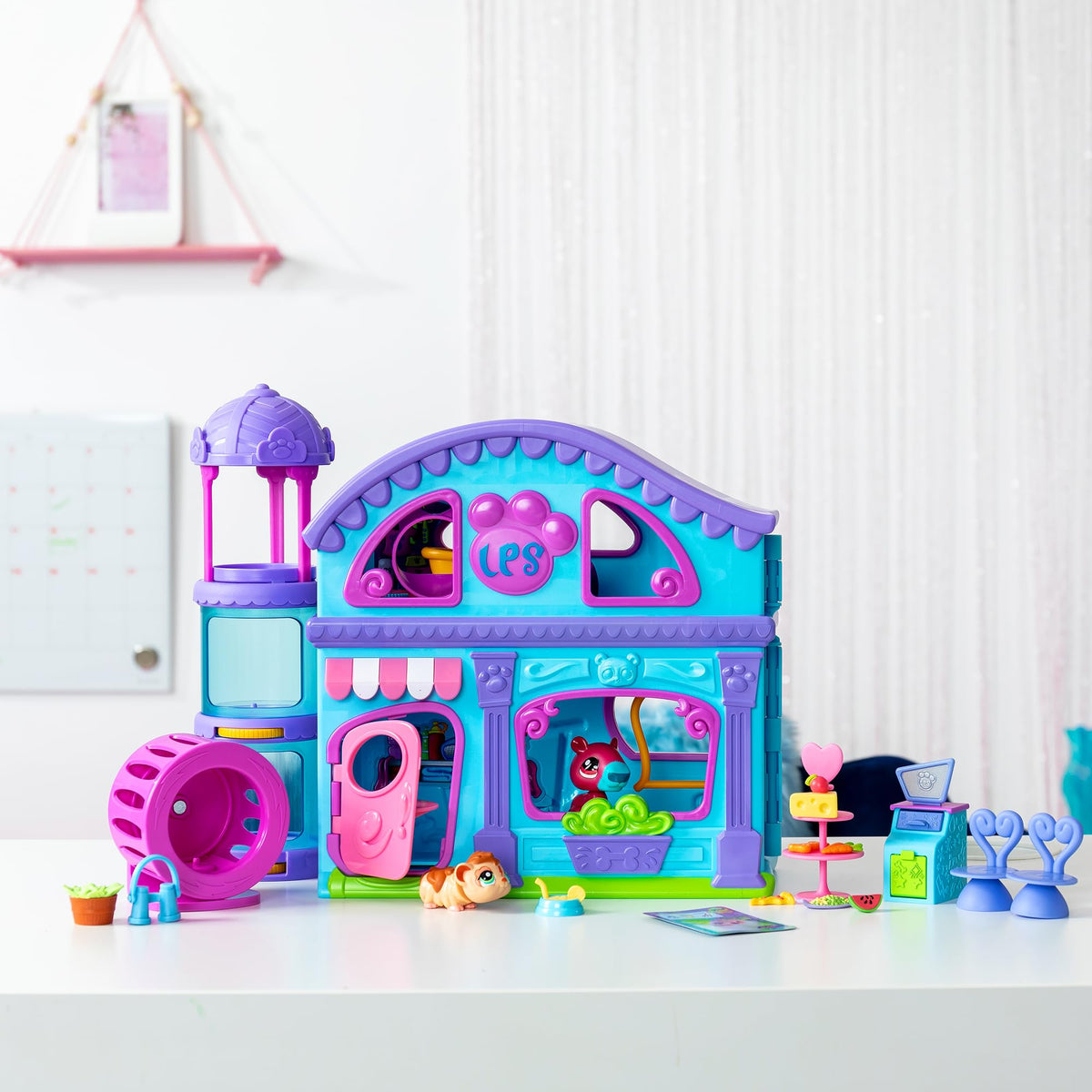 Littlest Pet Shop Playset - LPS Gen 7, Authentic Mystery Figures, Surprise Collectible Kidult Toy, Girls, Boys, Kids, Tweens Ages 4+