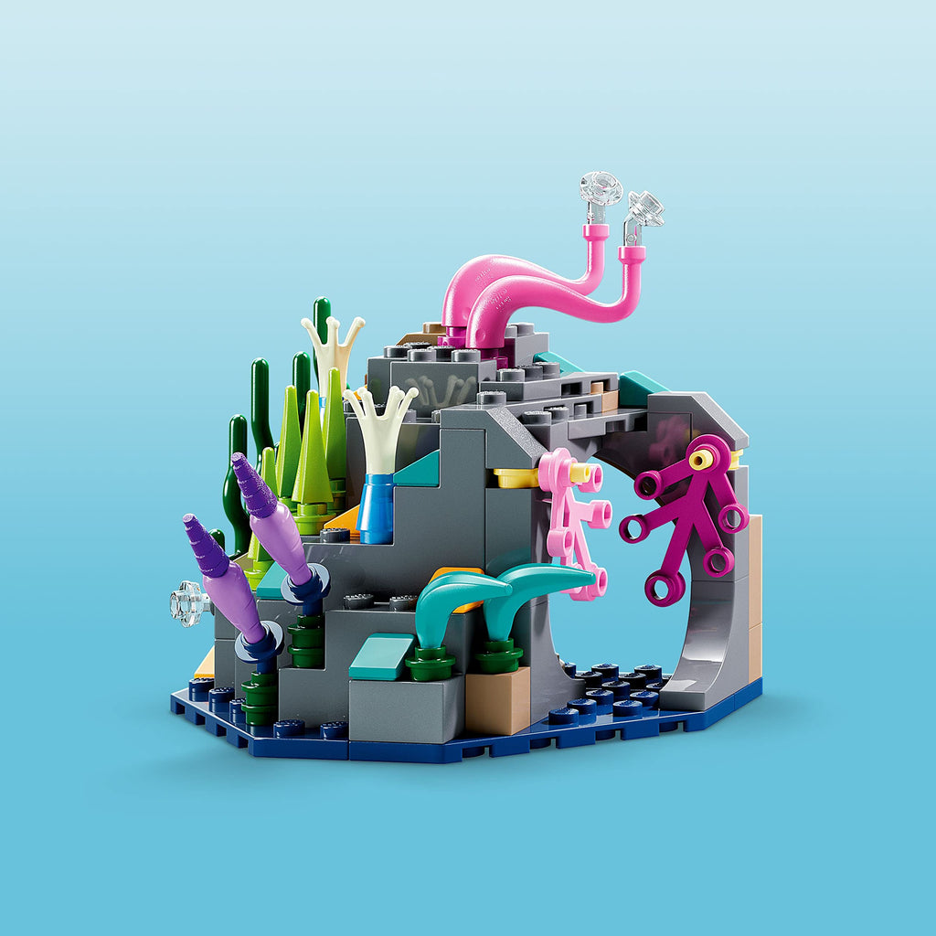 LEGO Avatar: The Way of Water Mako Submarine 75577 Buildable Toy Model, Underwater Ocean Set with Alien Fish and Stingray Figures, Movie Gift for Kids and Movie Fans