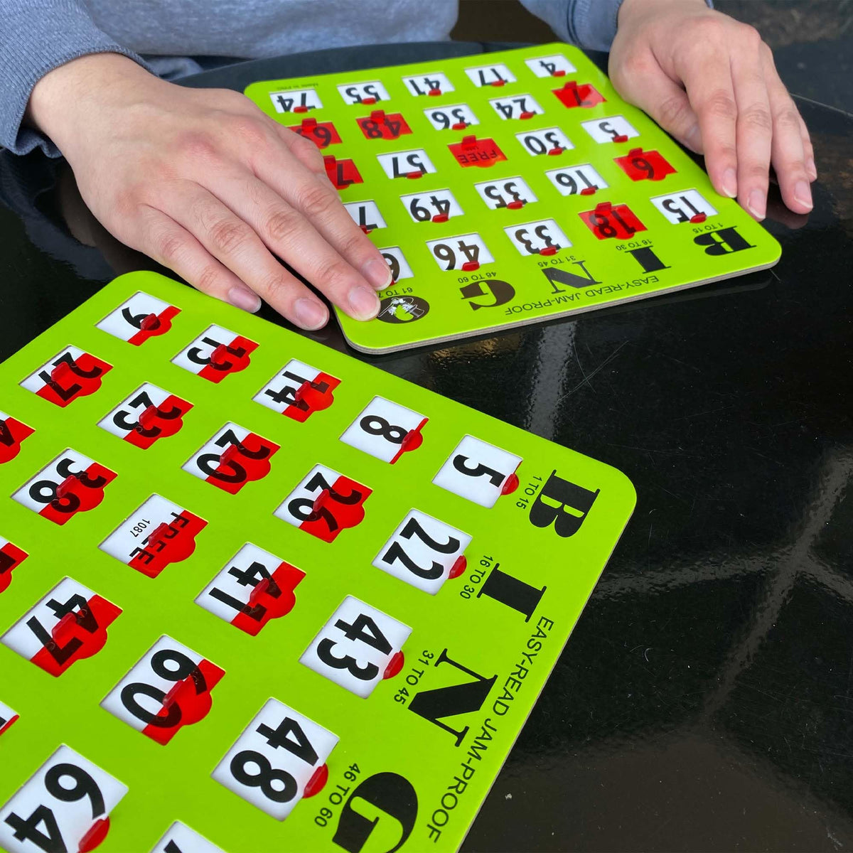 MR CHIPS Jam-Proof Easy-Read Large Print Fingertip Bingo Cards with Sliding Windows - Green 10 Pack - for Seniors, Nursing Homes & Large Groups